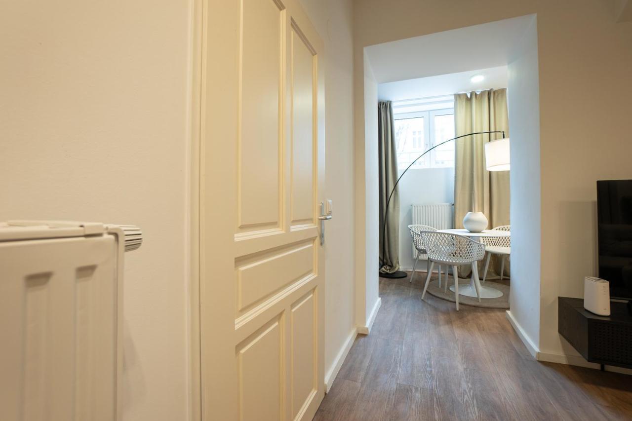 Stylish Apartment With Dedicated Working Space And Super King-Size Bed Located Between City Centre And Donau River Wina Bagian luar foto