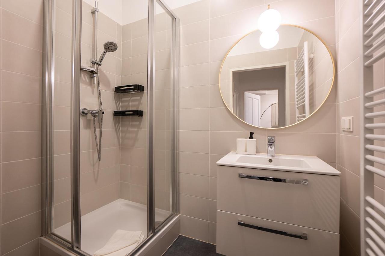 Stylish Apartment With Dedicated Working Space And Super King-Size Bed Located Between City Centre And Donau River Wina Bagian luar foto